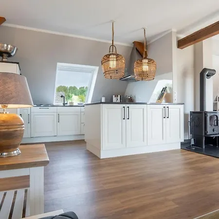 Strandhueues, 7 Ostseeloft *