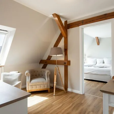 Strandhueues, 7 Ostseeloft *